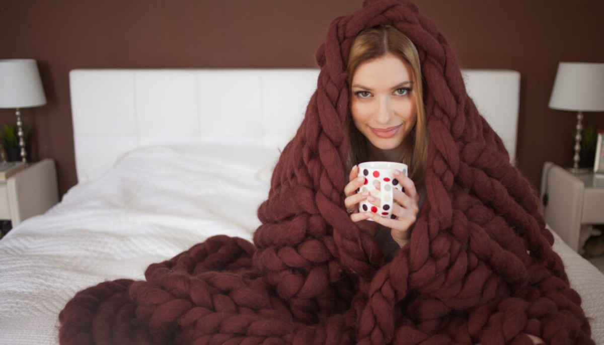 Are Weighted Blankets Worth the Hype? - Eminetra Australia